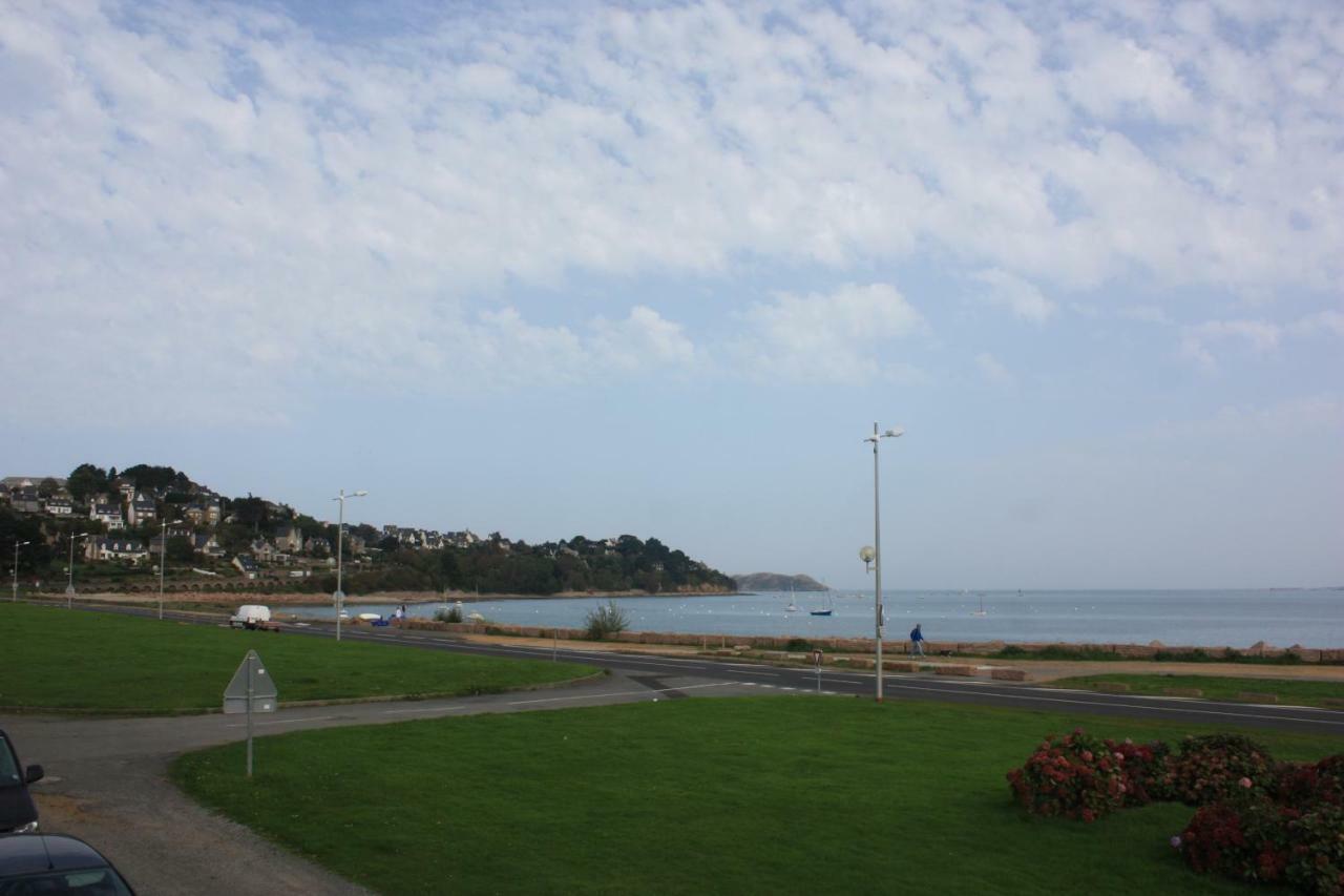 Studio Vue Mer - Ideal Voyageur Solo, A Velo, A Pied Perros-Guirec Exterior foto